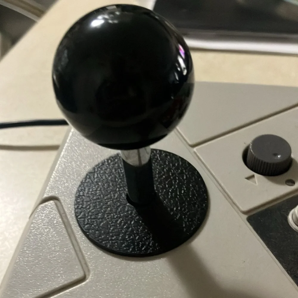 The Edge Joystick Emio for Wii U and NES classic edition
